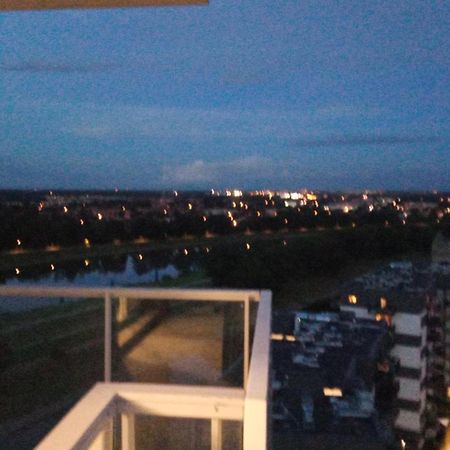 Wroclaw Penthouse Views Odra And City Center Bagian luar foto
