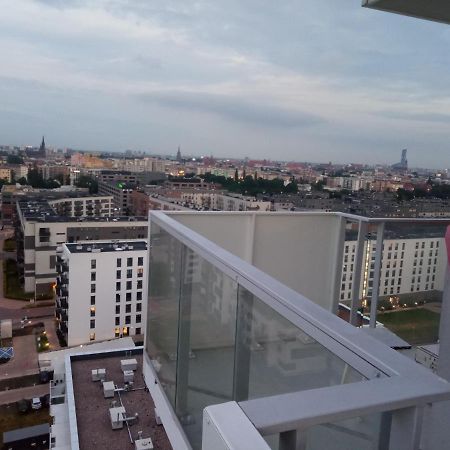 Wroclaw Penthouse Views Odra And City Center Bagian luar foto