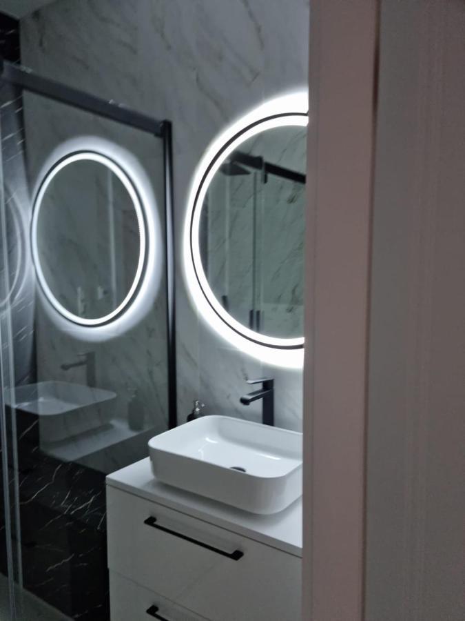 Wroclaw Penthouse Views Odra And City Center Bagian luar foto